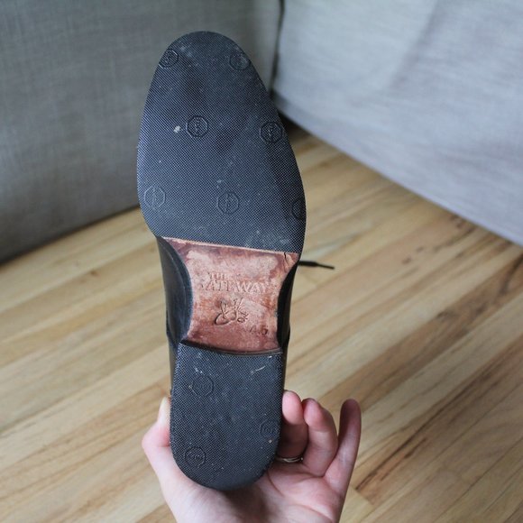 John Fluevog Gateways Jaffa Boots - Picture 5 of 6